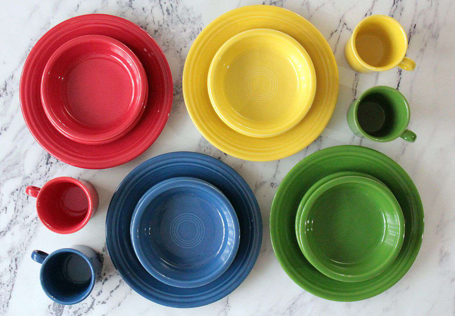 Examples of store dinnerware